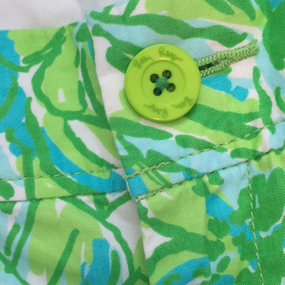 Lilly Pulitzer - The Walsh Short View 3